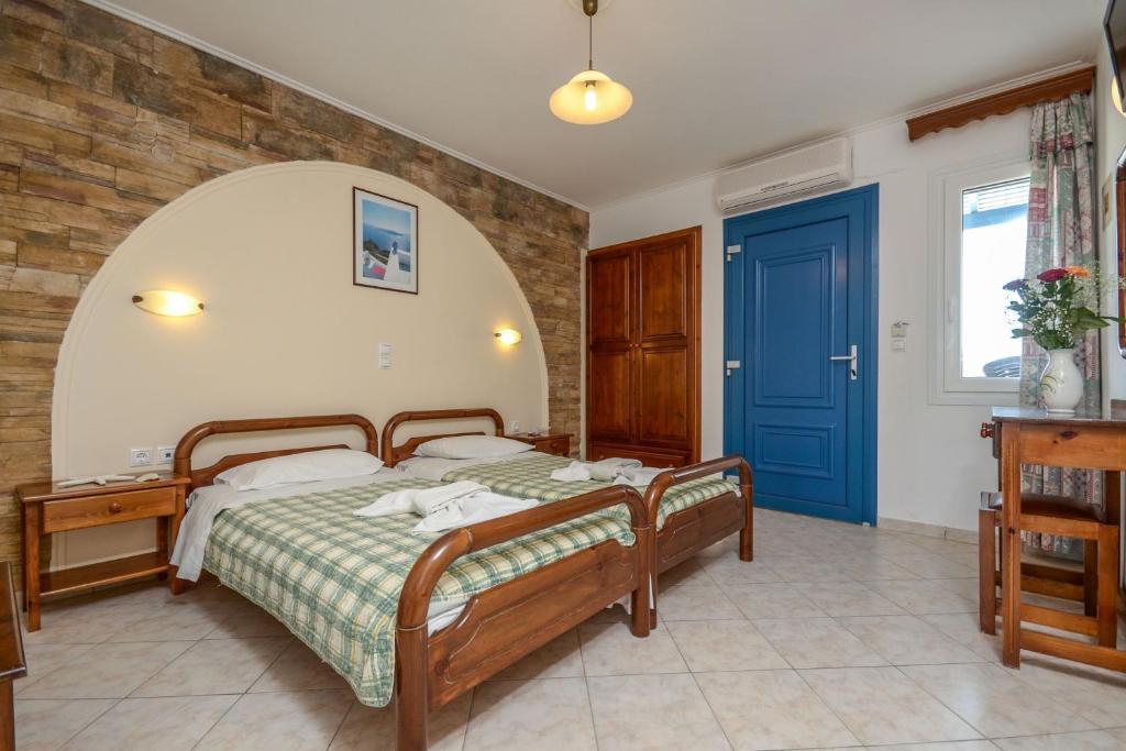 Polemis Studios & Apartments Agia Anna  Zimmer foto